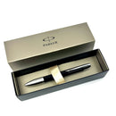 قلم حبر جاف باركر أي أم بروفايل أسود لامع ملقط كروم