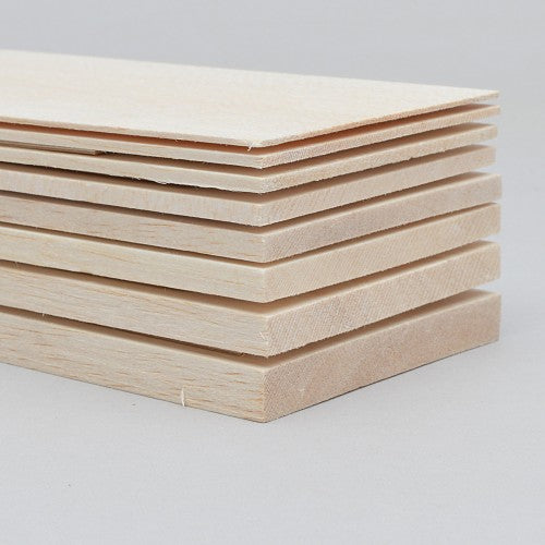 طبق خشب بلسا للمشاريع الهندسية ١٠٠×٩١٥ملم 